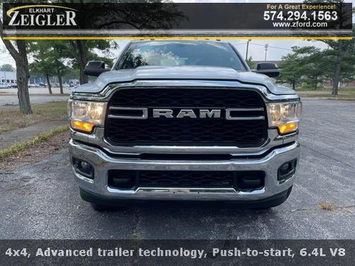 2022 RAM 2500 Tradesman Crew Cab 4x4 6'4' Box