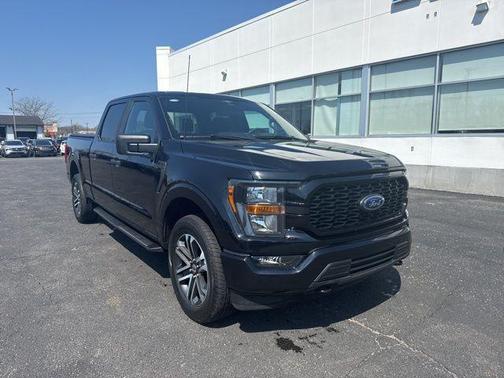 Black Metallic 2023 Ford F-150 XL