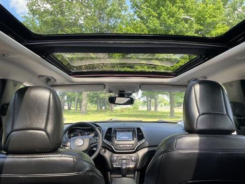 2021 Jeep Cherokee Altitude