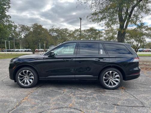 2025 Lincoln Aviator Premiere