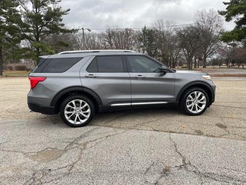 2021 Ford Explorer Platinum