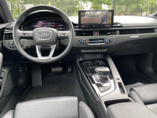 2023 Audi A4 45 S line Premium Plus