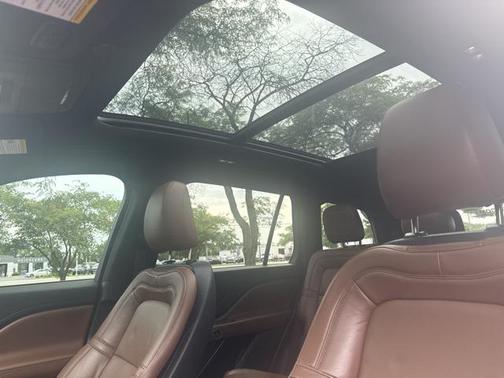 2023 Lincoln Aviator Reserve AWD