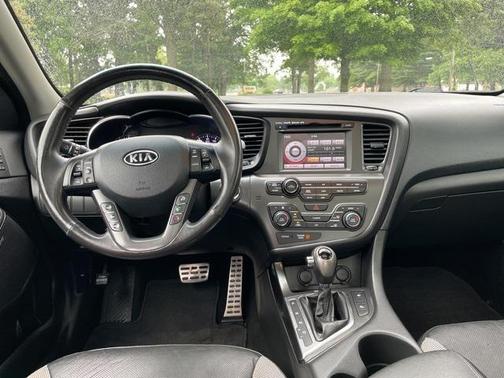 2012 Kia Optima SX