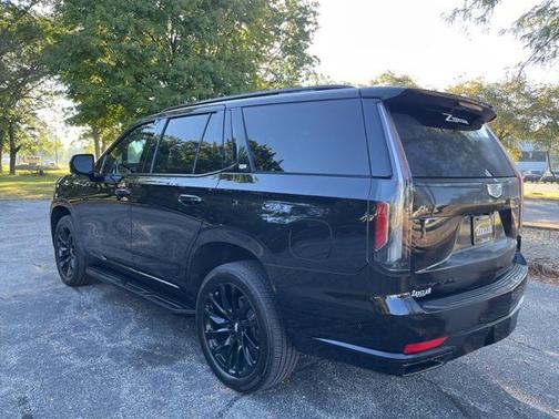 2023 Cadillac Escalade Sport