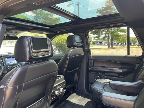 Shadow Black 2018 Ford Expedition Limited