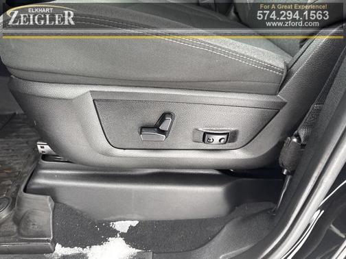 2020 RAM 2500 Big Horn Crew Cab 4X4 6'4' Box