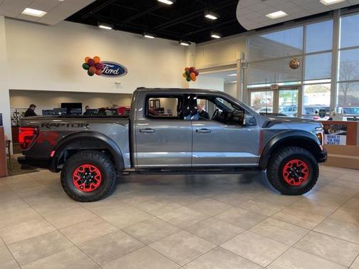 2025 Ford F-150 Raptor R