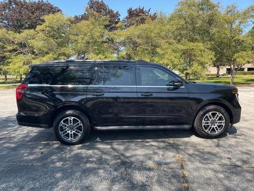 2025 Ford Expedition Max Active 4x4