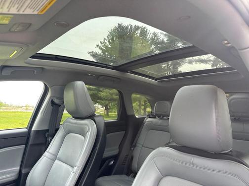 Blue Metallic 2022 Lincoln Corsair Reserve