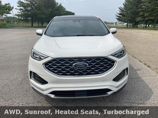 2020 Ford Edge Titanium