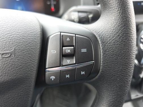 Oxford White 2026 Ford Transit-250 Base