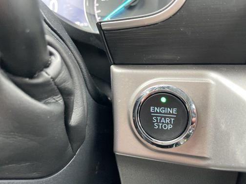 Iconic Silver Metallic 2023 Ford F-150 XLT