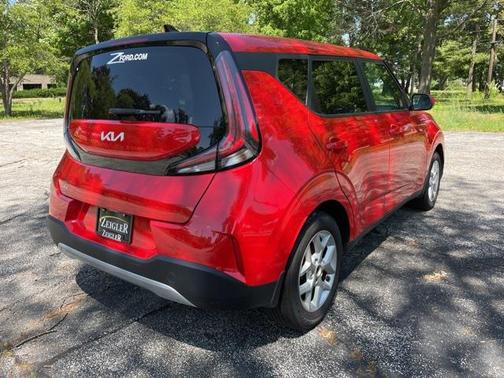 2023 Kia Soul LX
