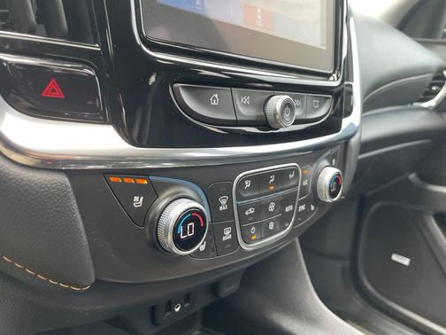 Black Metallic 2018 Chevrolet Traverse Premier
