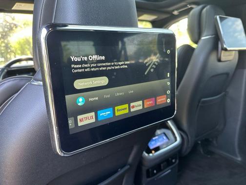 Black Metallic 2022 Lincoln Navigator Reserve