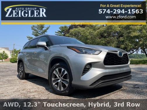 2022 Toyota Highlander Hybrid XLE