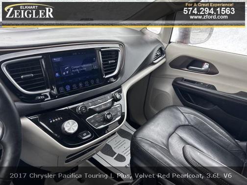 2017 Chrysler Pacifica Touring-L
