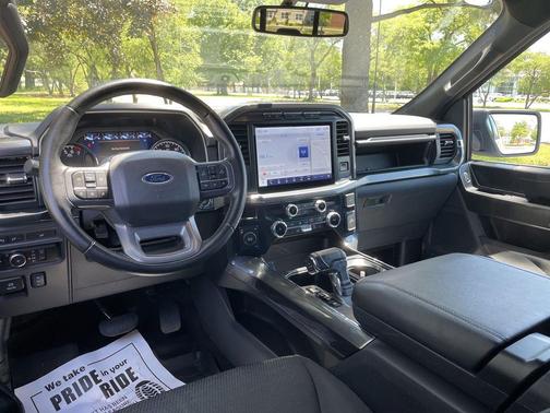 Oxford White 2023 Ford F-150 XLT