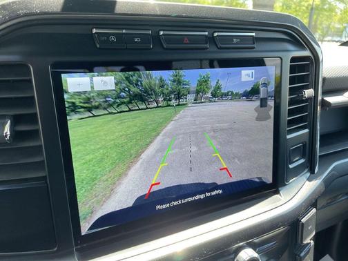 Oxford White 2023 Ford F-150 XLT