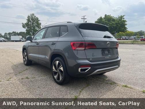 2024 Volkswagen Taos 1.5T SE