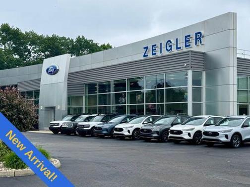Gray Metallic 2024 Ford Explorer XLT
