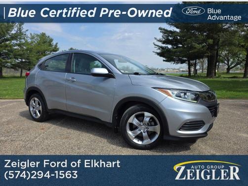 Silver Metallic 2022 Honda HR-V LX