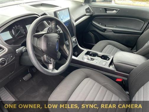 2023 Ford Edge SE