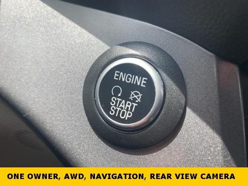 Photo 5 of 25 of 2019 Ford Escape SE