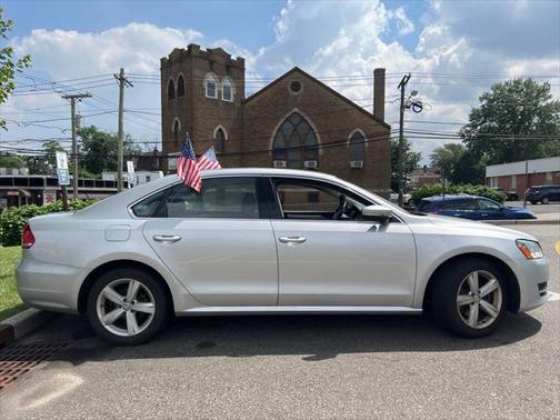 2013 Volkswagen Passat 2.5 SE