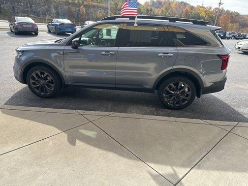 2022 Kia Sorento X-Line EX