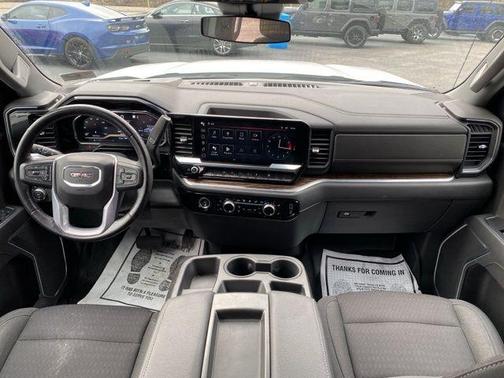 2022 GMC Sierra 1500 SLE