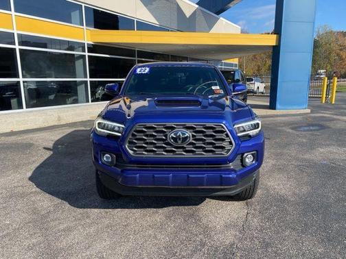2022 Toyota Tacoma TRD Sport