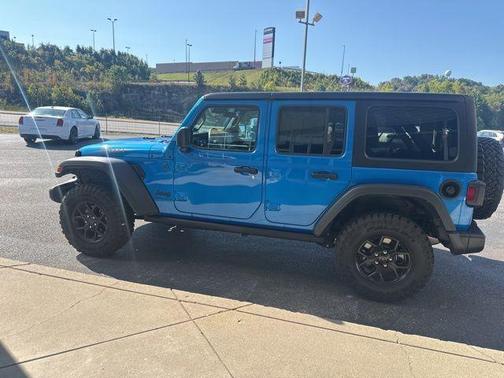 2024 Jeep Wrangler Sport