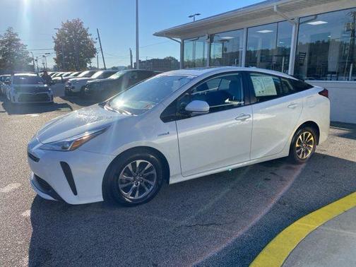 2019 Toyota Prius L