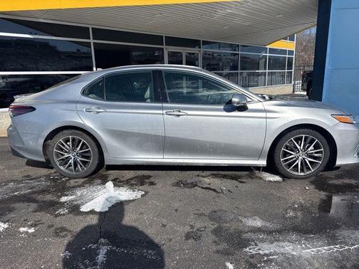 2024 Toyota Camry XLE