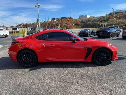 2024 Toyota GR86 Premium