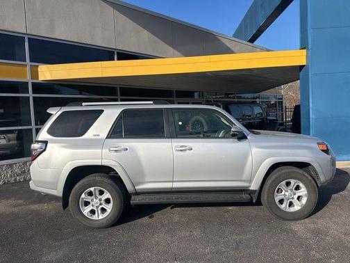 2024 Toyota 4Runner SR5 Premium