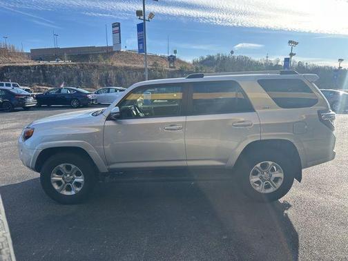 2024 Toyota 4Runner SR5 Premium