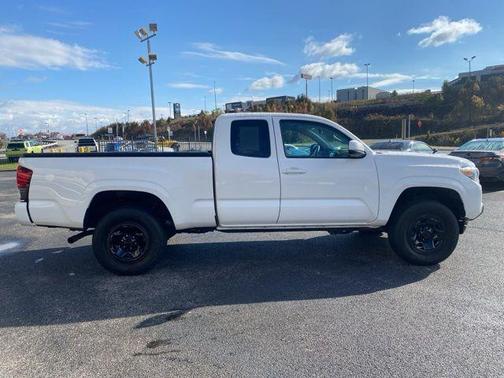2023 Toyota Tacoma SR