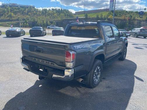 2022 Toyota Tacoma SR5