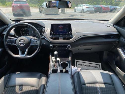 2023 Nissan Altima 2.5 SR