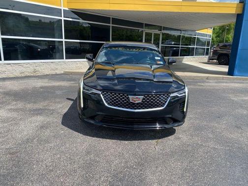 2023 Cadillac CT4 Premium Luxury