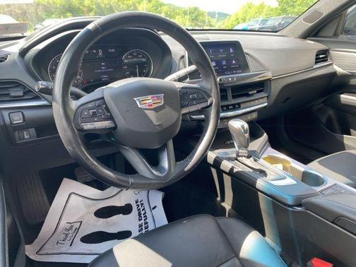 2023 Cadillac CT4 Premium Luxury