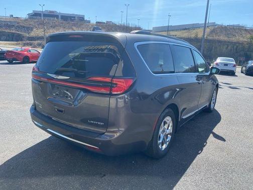 2022 Chrysler Pacifica Limited