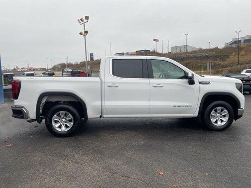 2023 GMC Sierra 1500 SLE