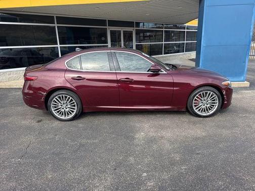 2017 Alfa Romeo Giulia Ti