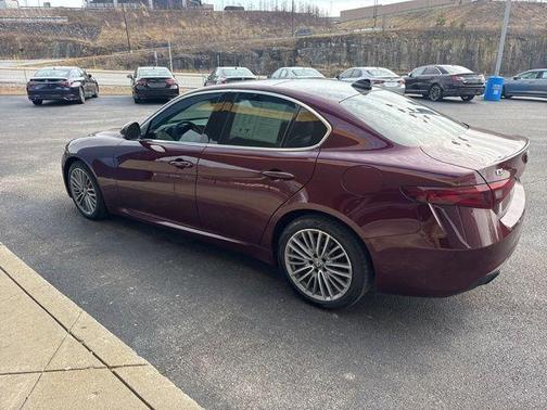 2017 Alfa Romeo Giulia Ti