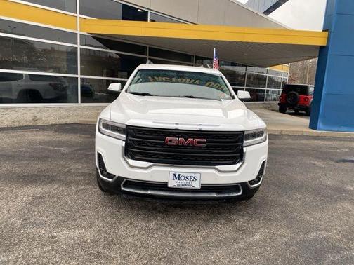 2022 GMC Acadia SLT