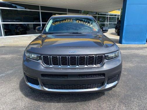 2022 Jeep Grand Cherokee L Laredo